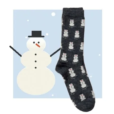 Cozy Alpaca Snowman Socks: A Winter Delight - Kids & Adults