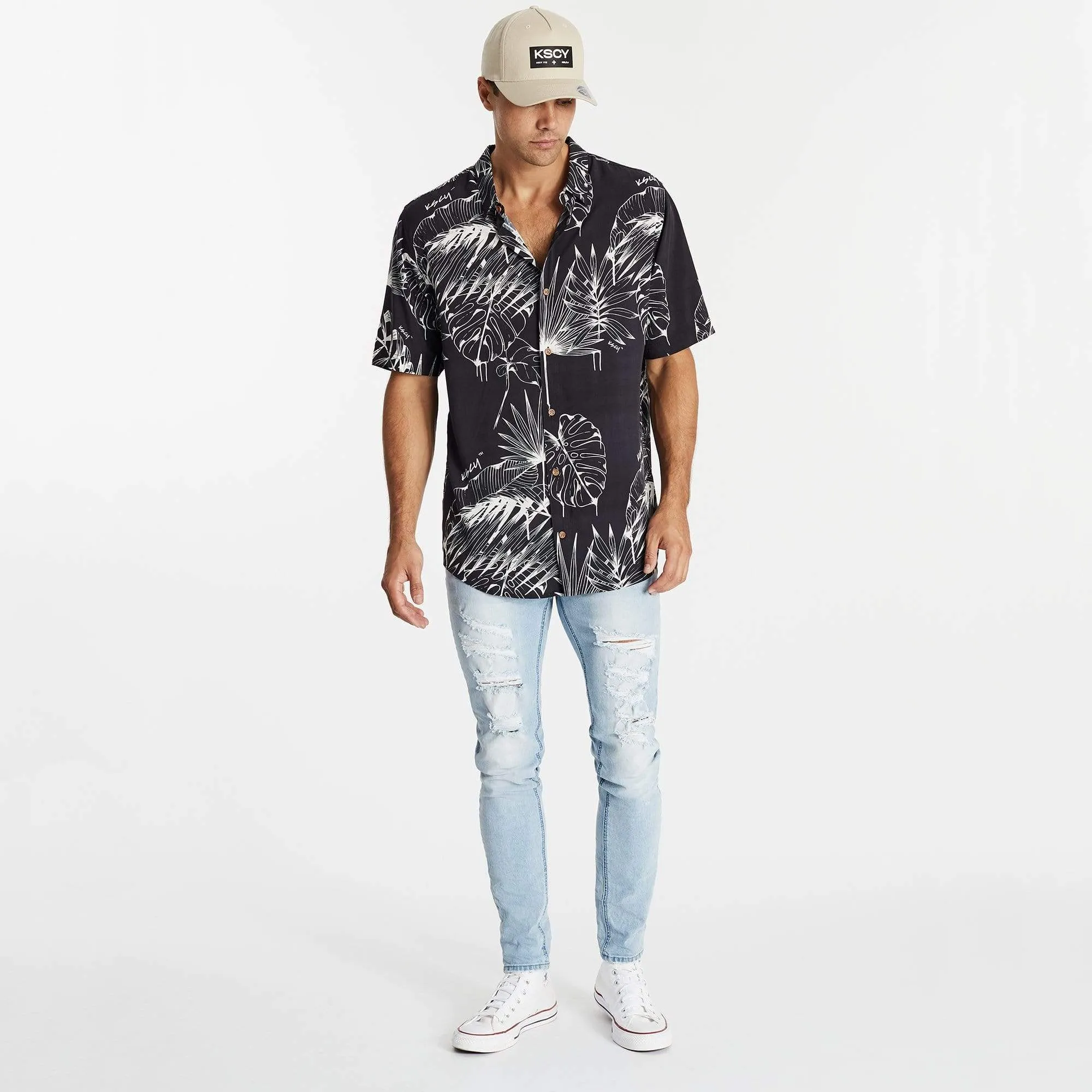KISS CHACEY Mens Bad Lands Relaxed Short Sleeve Shirt - Black Print