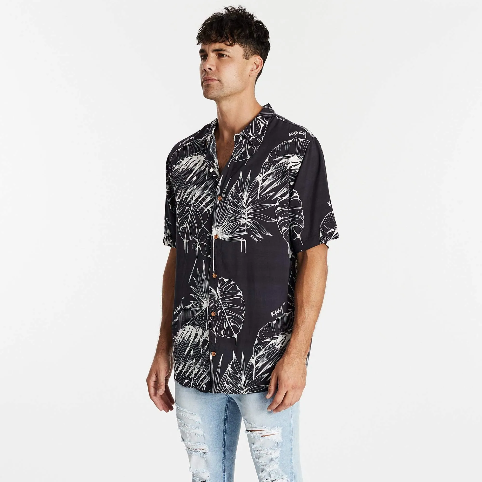 KISS CHACEY Mens Bad Lands Relaxed Short Sleeve Shirt - Black Print