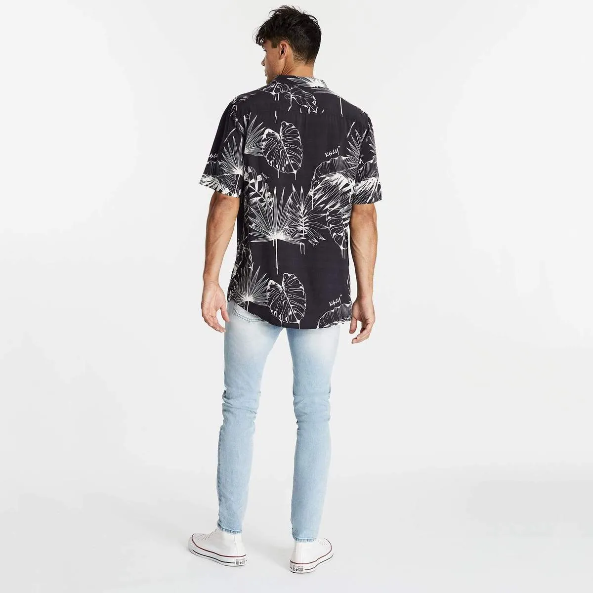 KISS CHACEY Mens Bad Lands Relaxed Short Sleeve Shirt - Black Print
