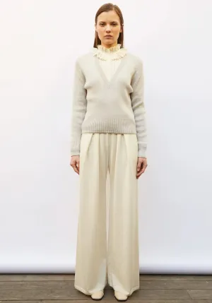 Molli - Beaute V-Neck Pullover in Soie