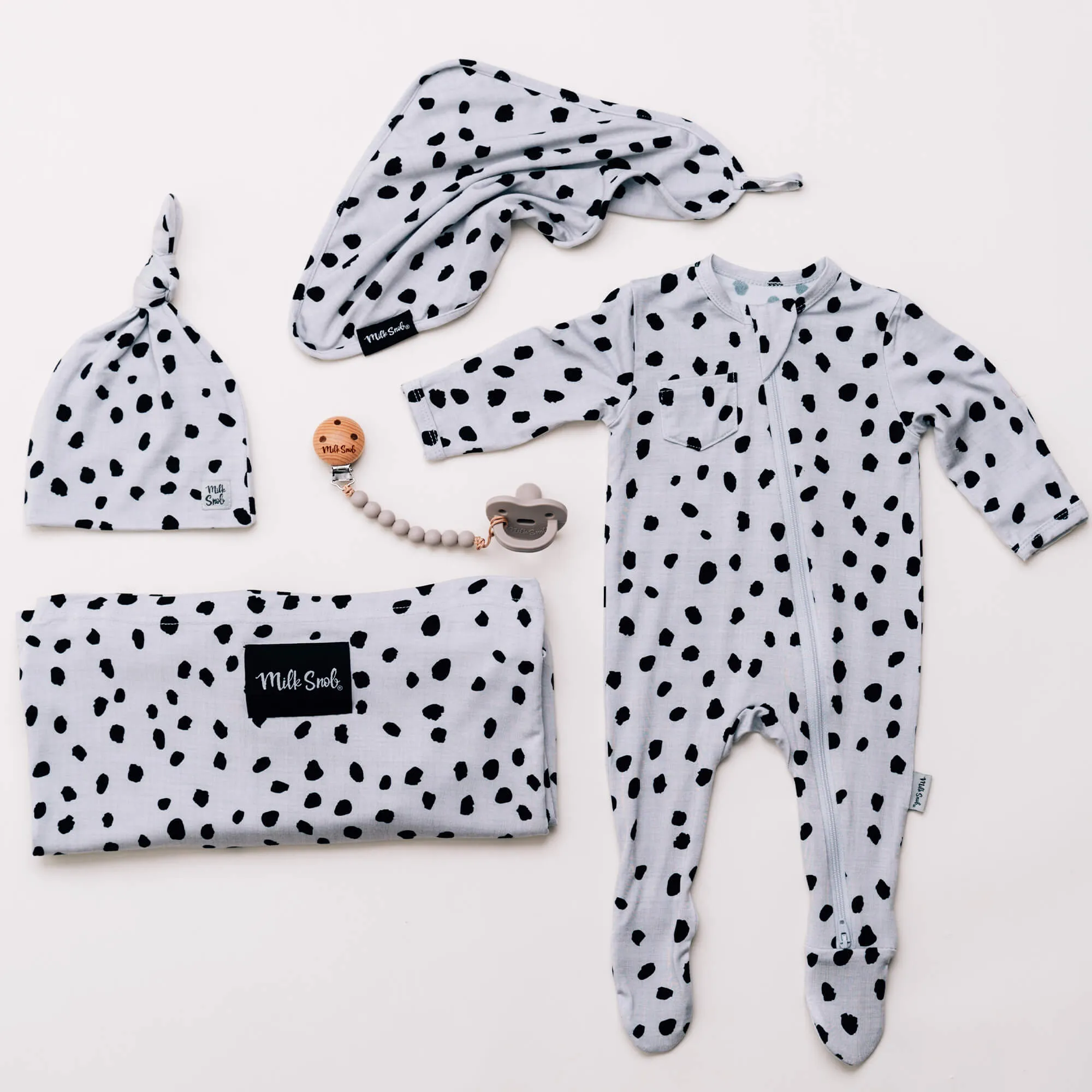 POSH FOOTED JAMMIES