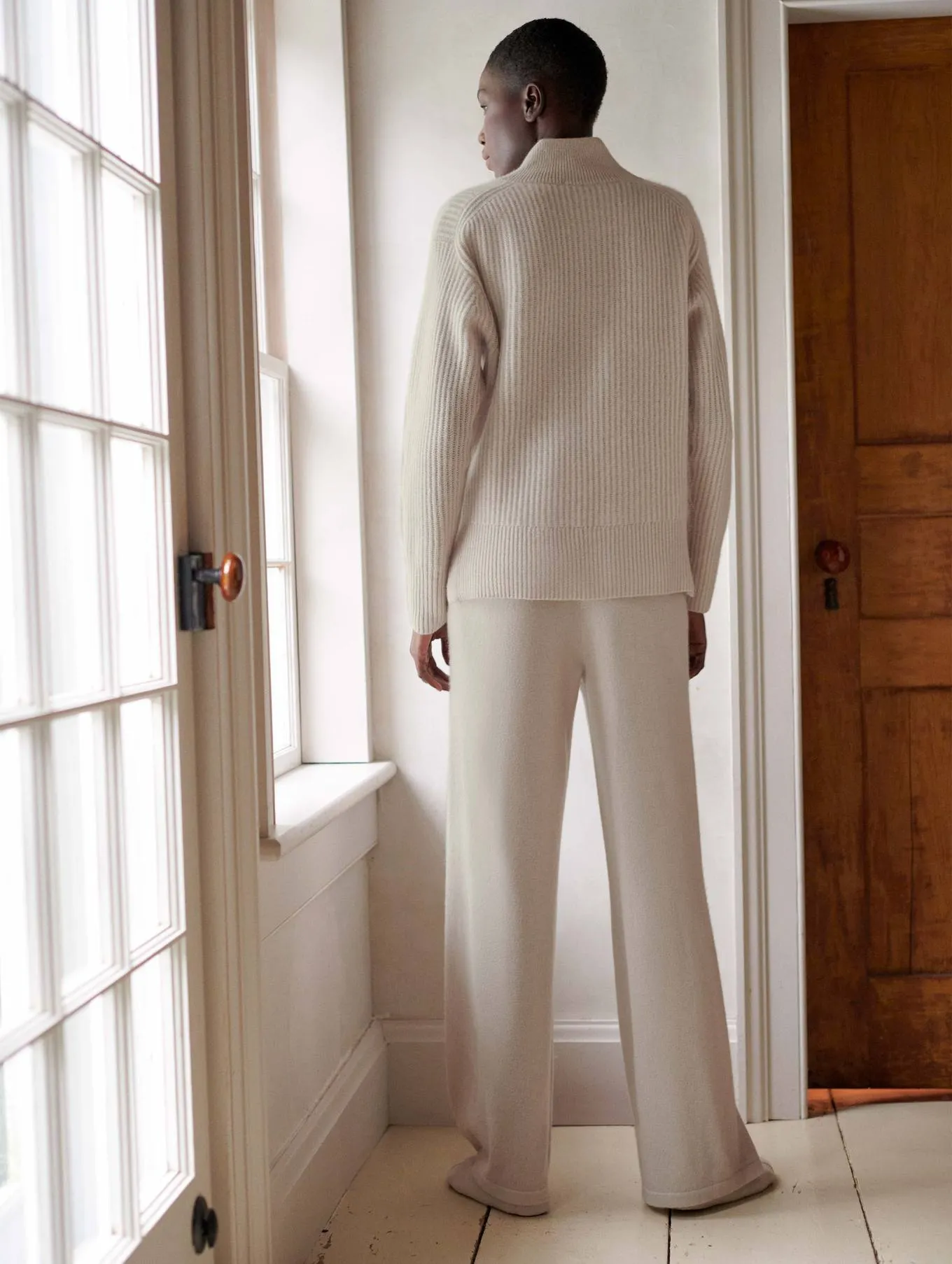 White   Warren - Cashmere Ribbed Button Standneck in Moonstone